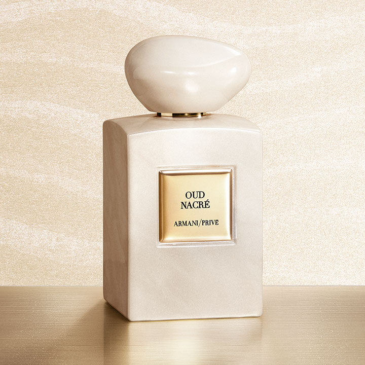 Parfumflakon Armani Prive Oud Nacre mit Probenflaschchen.