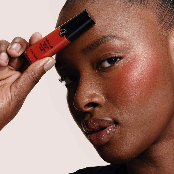 LUMINOUS SILK CHEEK TINT SHINE